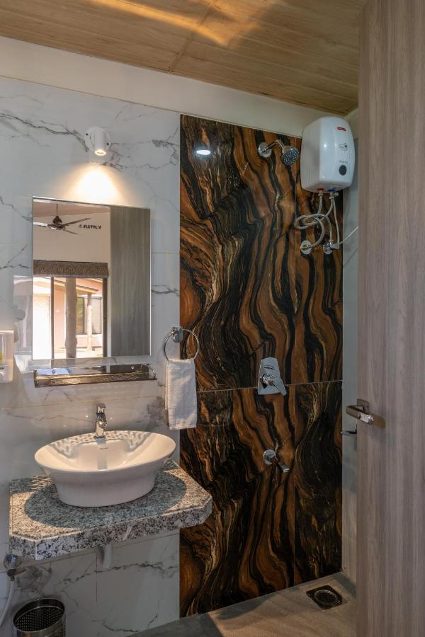 Hillrock Resort & Villas, Neral-Karjat Zewnętrze zdjęcie